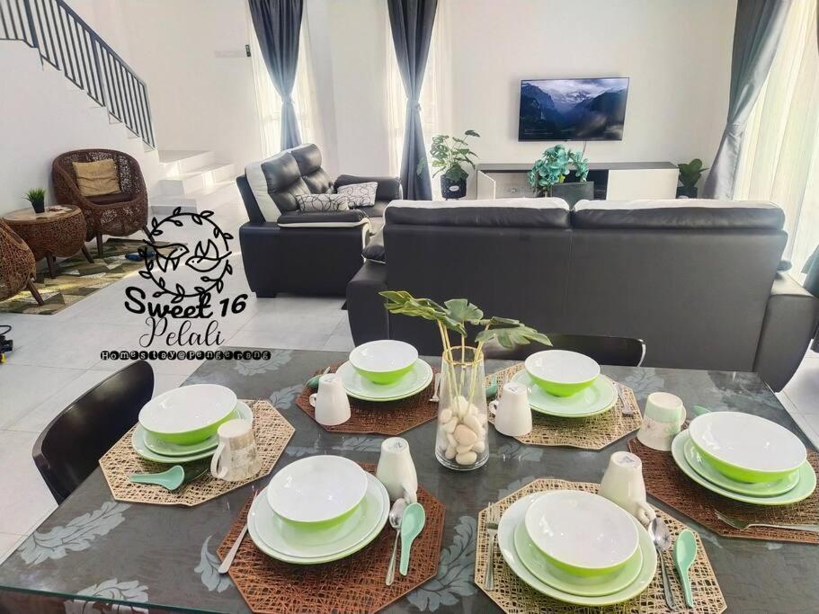 Sweet 16 Pelali Homestay بينجرانج المظهر الخارجي الصورة