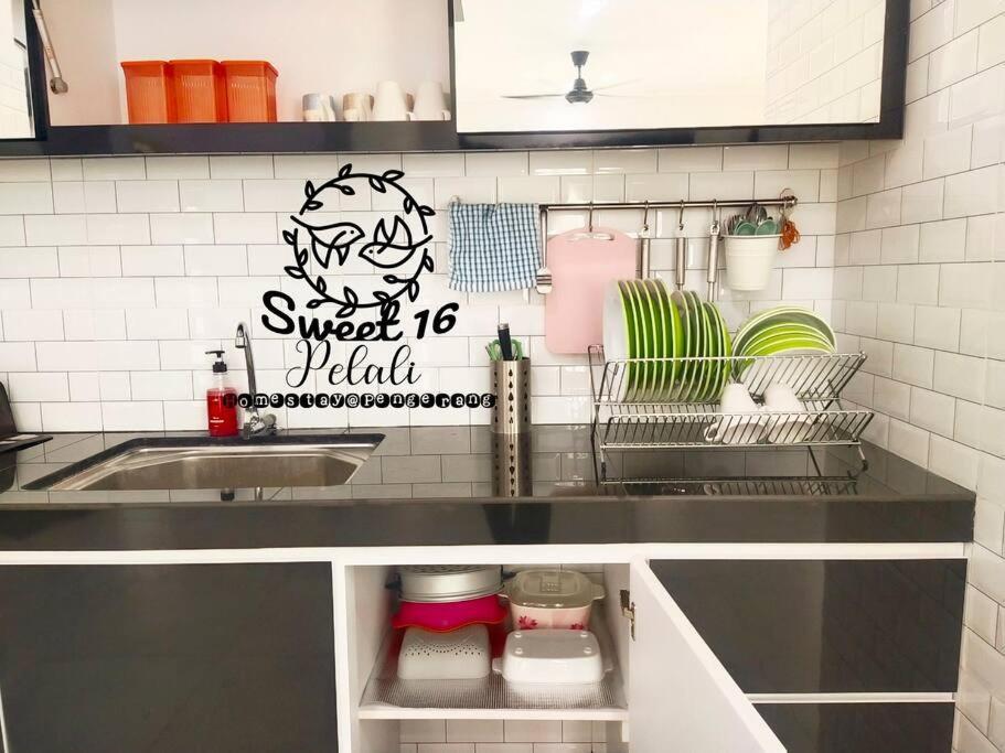 Sweet 16 Pelali Homestay بينجرانج المظهر الخارجي الصورة